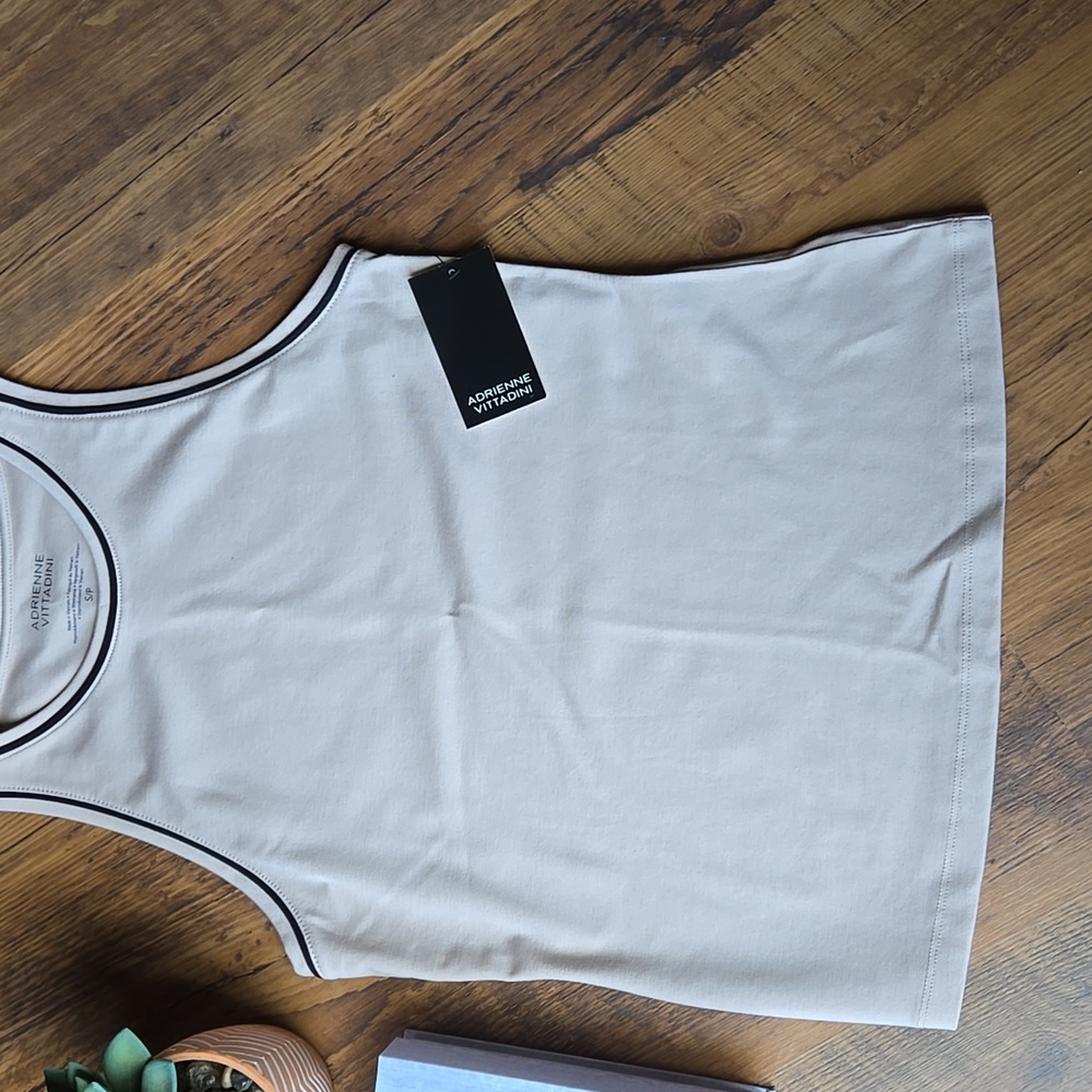 NEW Adrienne Vittadini Small Beige Tank Top with Black Trim - Picture 2 of 6
